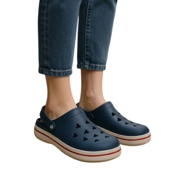 DISNEY X Crocs Collab Parks Mickey Cutout White Red Navy Blue Men 4 Ladies 6 - Picture 1 of 12
